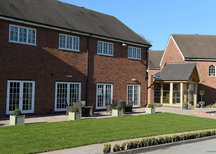 Manor House Hotel And Thermal Spa Gardens, Alsager